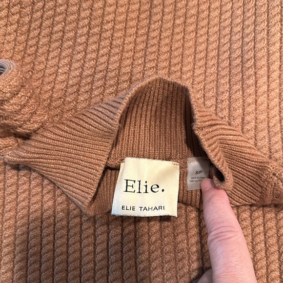 Elie Tahari Brown Heavy Knit Sleeveless Mock Neck Sweater Size S/P - Picture 4 of 6